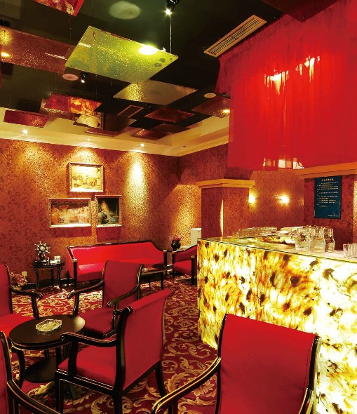 海蘭晴天娛樂會所設(shè)計