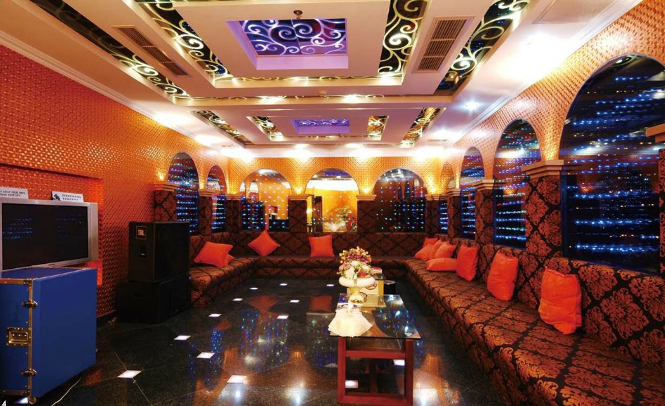 海蘭晴天娛樂會所設(shè)計