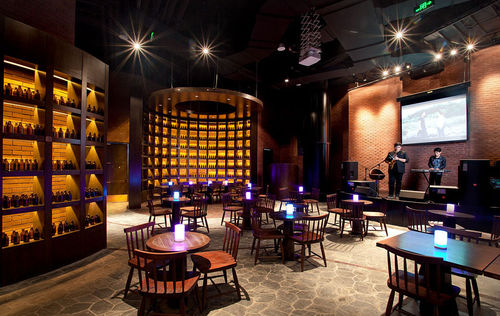 上海滴水湖皇冠假日酒店設(shè)計(jì)欣賞