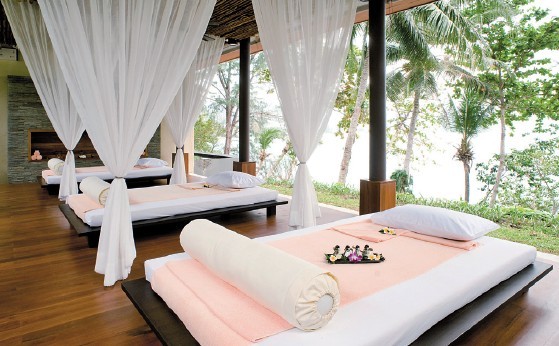 卡倫中心度假會(huì)所設(shè)計(jì)