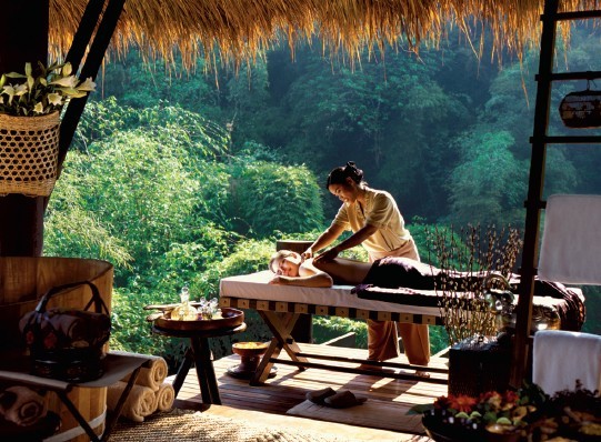 金三角四季帳篷營地度假會所設計欣賞