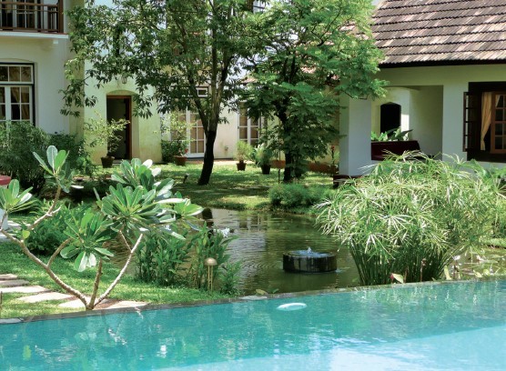 舊豪畔酒店內(nèi)部洗浴中心設(shè)計(jì)