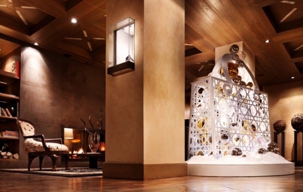 法國阿爾卑斯山庫爾舍韋勒會所設(shè)計(jì)