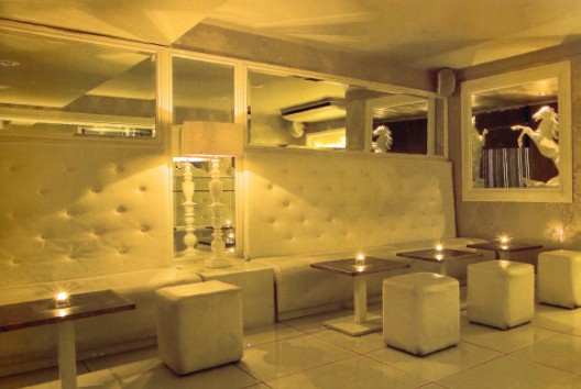 法爾曼酒吧室內(nèi)設(shè)計