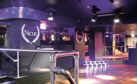 利基夜總會 在設(shè)計上追求清晰簡潔