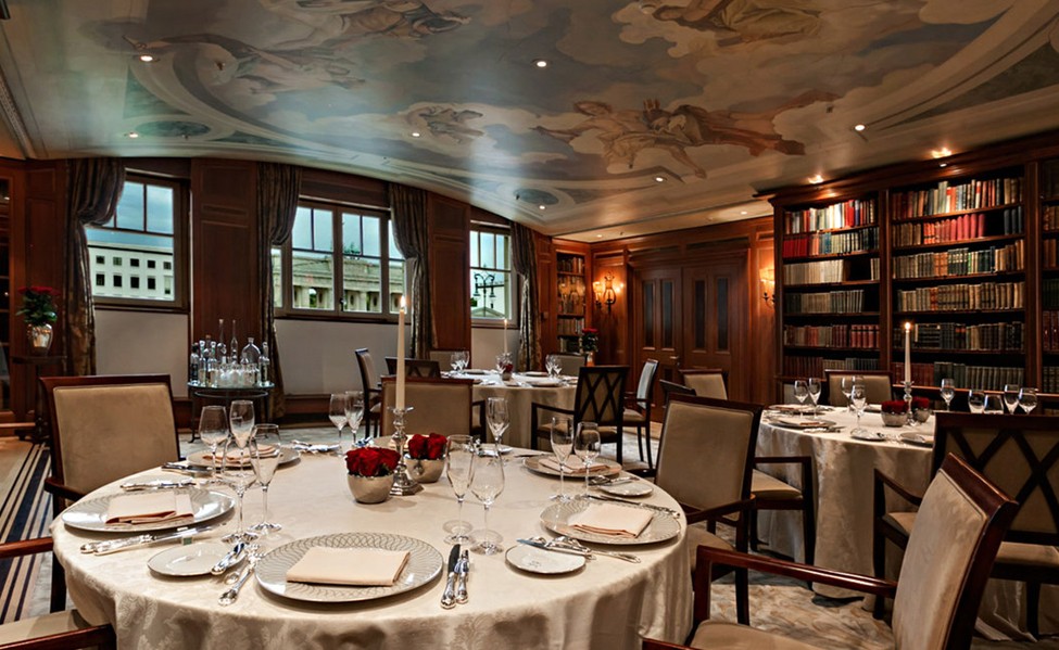 奢華聞名傳奇設(shè)計(jì) 柏林阿德隆凱賓斯基酒店