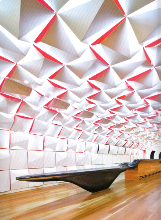 蒙特利爾藝術(shù)廣場(chǎng)沙龍酒吧設(shè)計(jì)欣賞