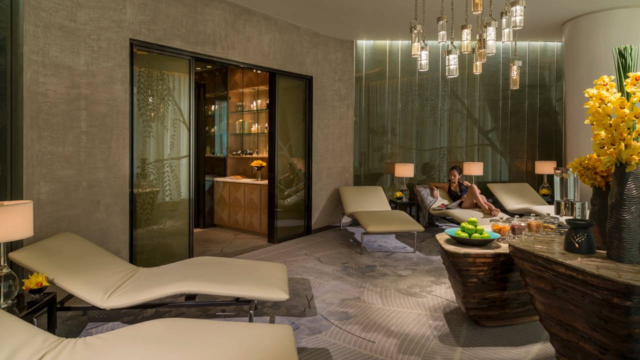 四季花樣水療洗浴中心設(shè)計(jì)