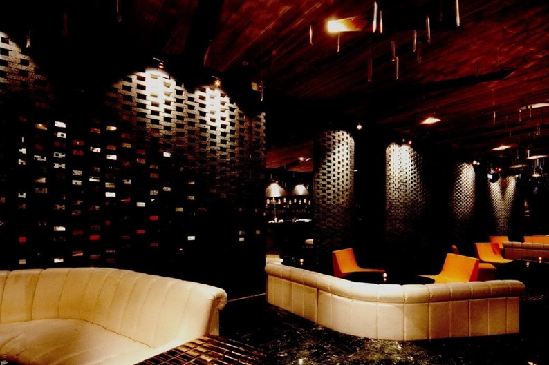 臺(tái)北BARCODE酒吧設(shè)計(jì)欣賞