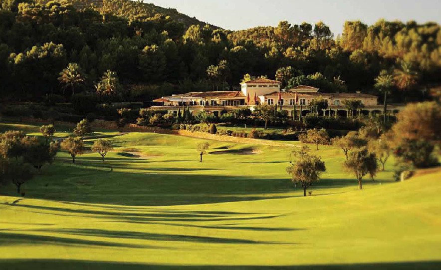 阿拉貝拉高爾夫會(huì)所設(shè)計(jì)