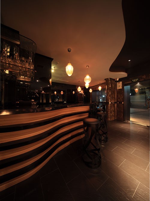 紅酒吧設(shè)計(jì)