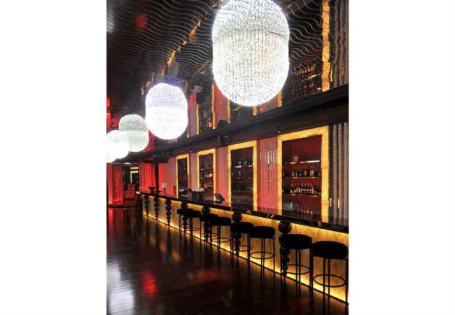 酒吧吧臺設(shè)計