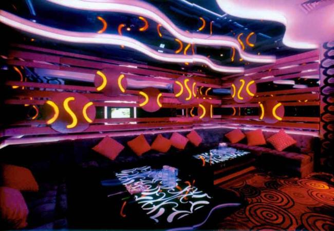 酒吧包房裝飾設(shè)計(jì)