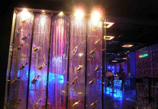 波斯貓個(gè)性酒吧酒柜設(shè)計(jì)