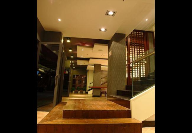 武漢某中式餐廳設計-樓梯口