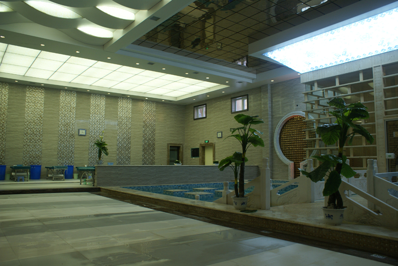 南陽(yáng)圣泉國(guó)際