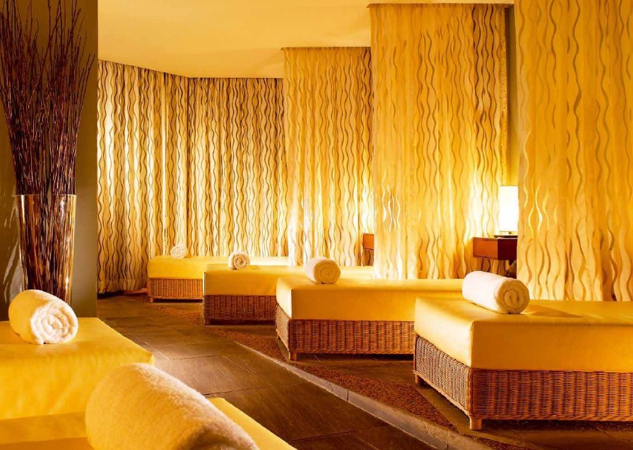 上海外灘東方溫泉洗浴會所設計